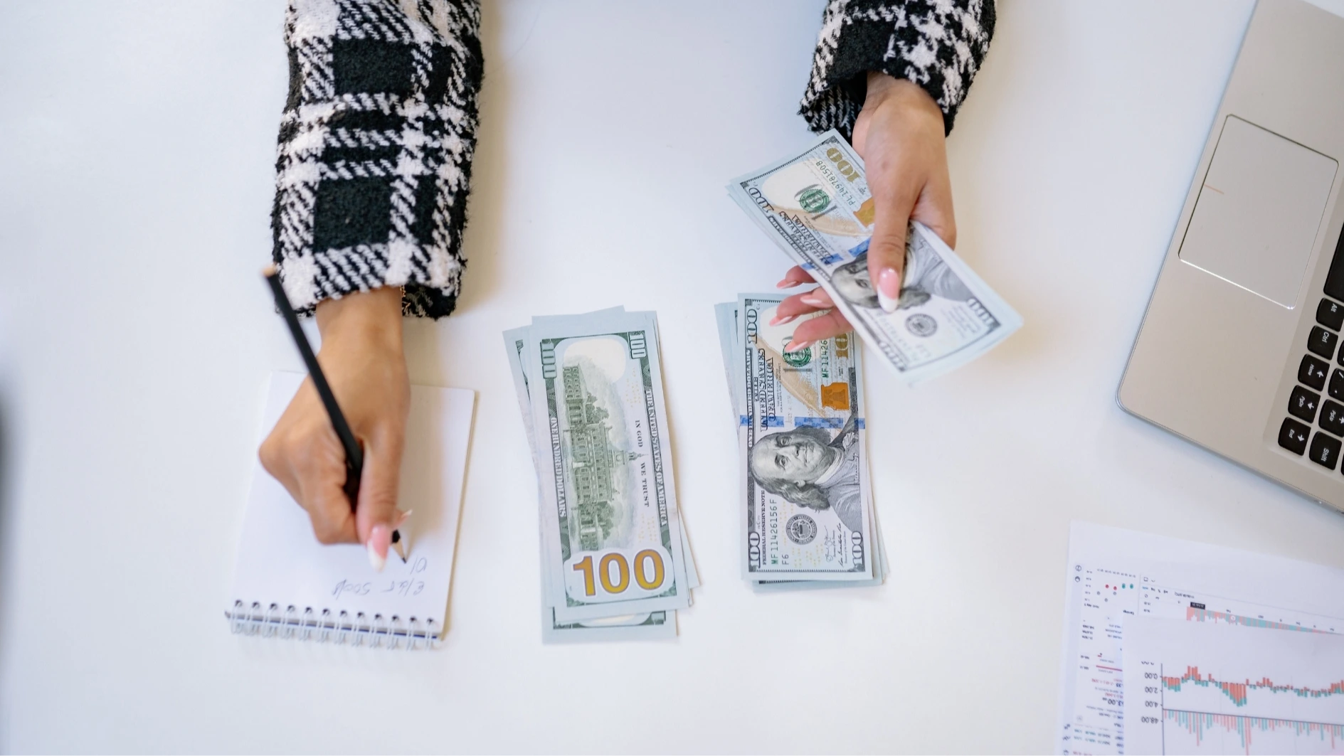 Accounting software for small businesses that want to control finances without complicated processes.