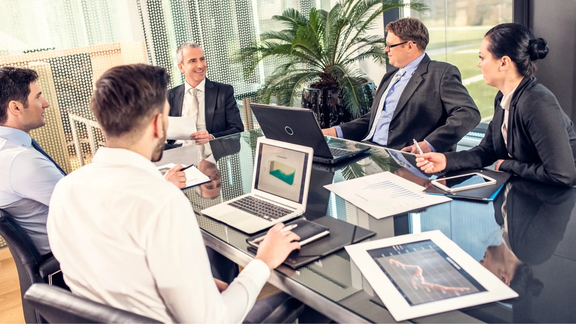 Why Will Autonomous Business Become a Corporate Technology Trend in 2026?
