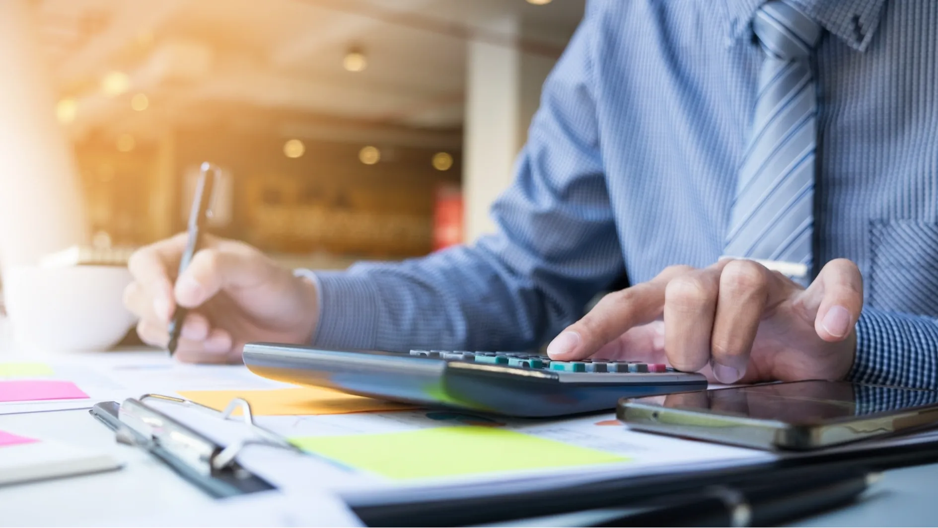 Why Many Companies Are Starting to Reduce Manual Finance Processes
