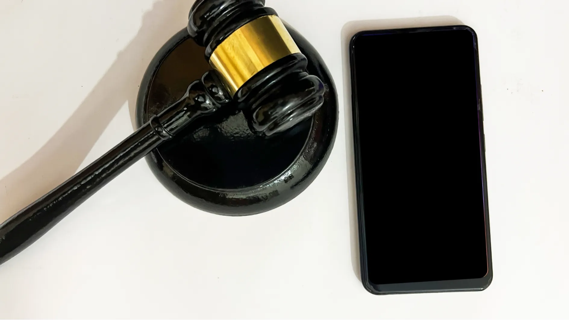 Why Leading Enterprises Are Switching to Legal Document Management Systems