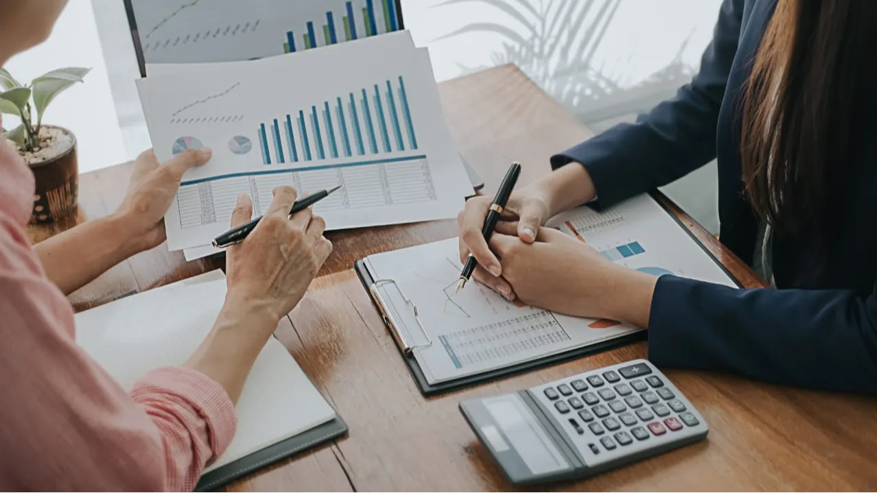 Top 10 Cloud-Based ERP Suites to Elevate Your Business in 2025