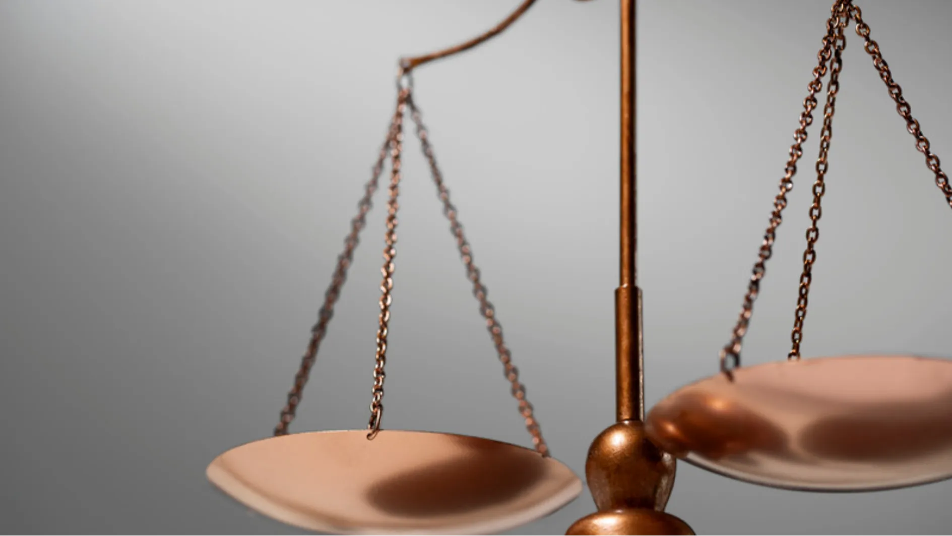 Enkripsi Sisi Klien vs. Sisi Server: Apa yang Perlu Diketahui Pengacara