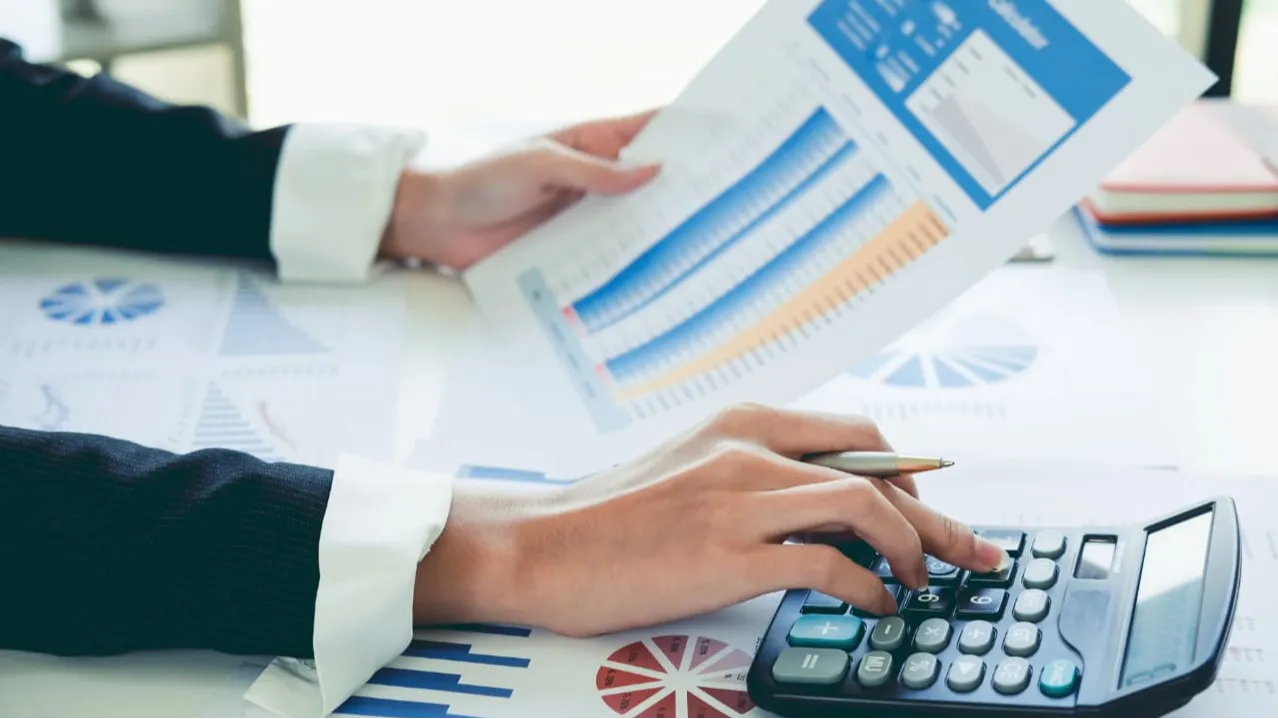 Your Business is Losing Money – Here’s How Accounting Software Can Save It!