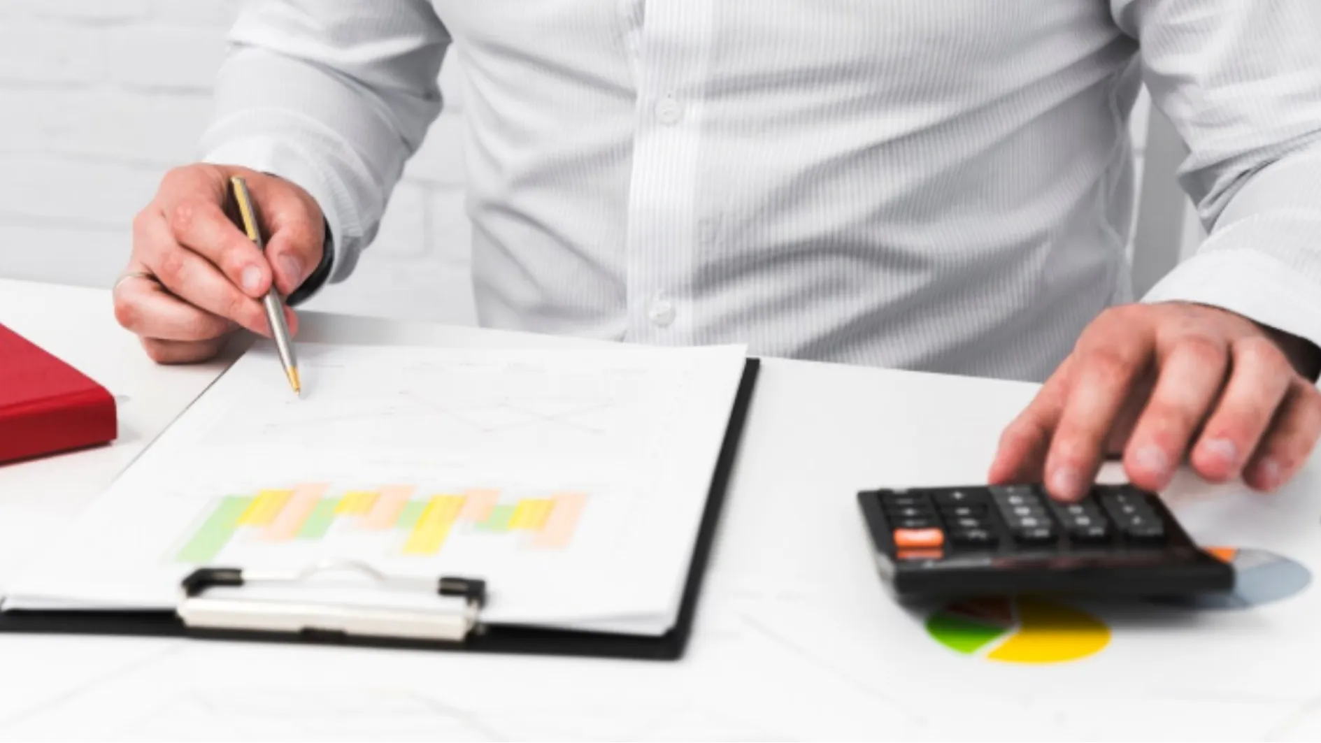 Perangkat Lunak ERP vs. CRM: Apa Bedanya?
